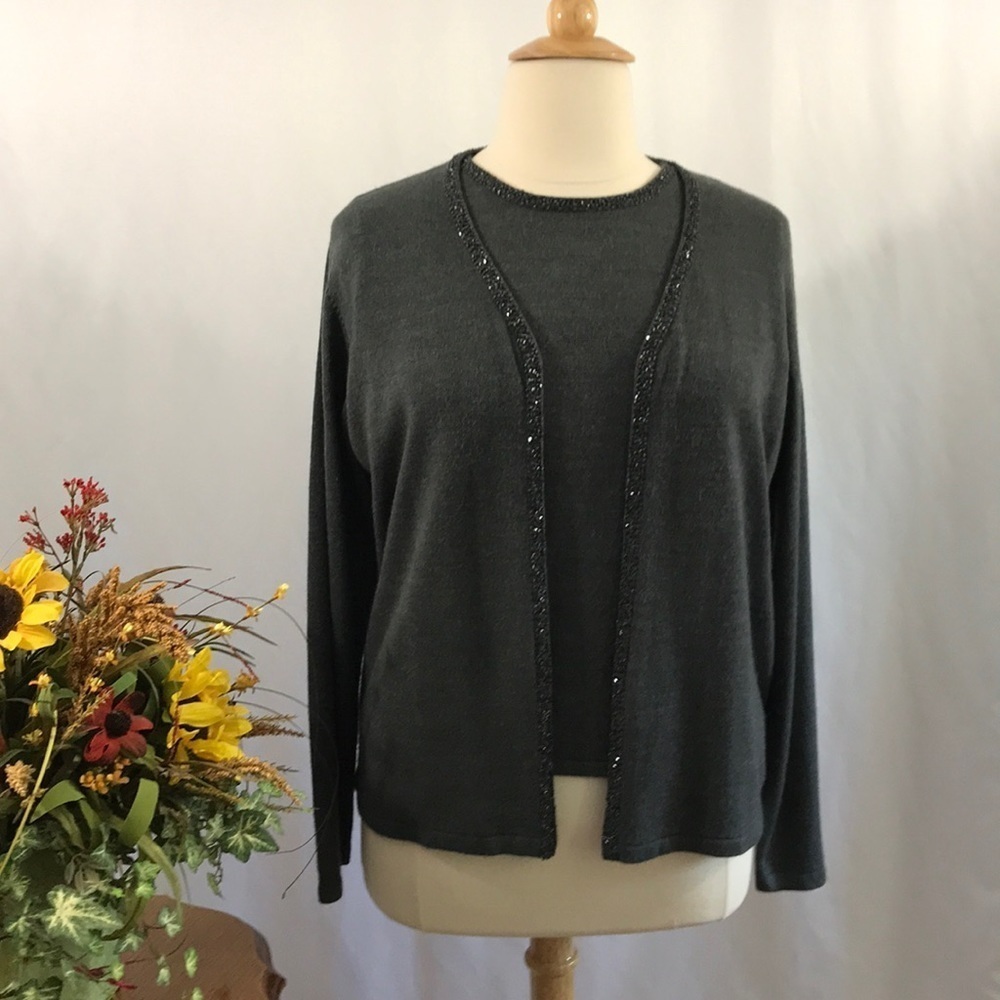 💕 Jennifer Moore Embellished Sweater Set 💕
